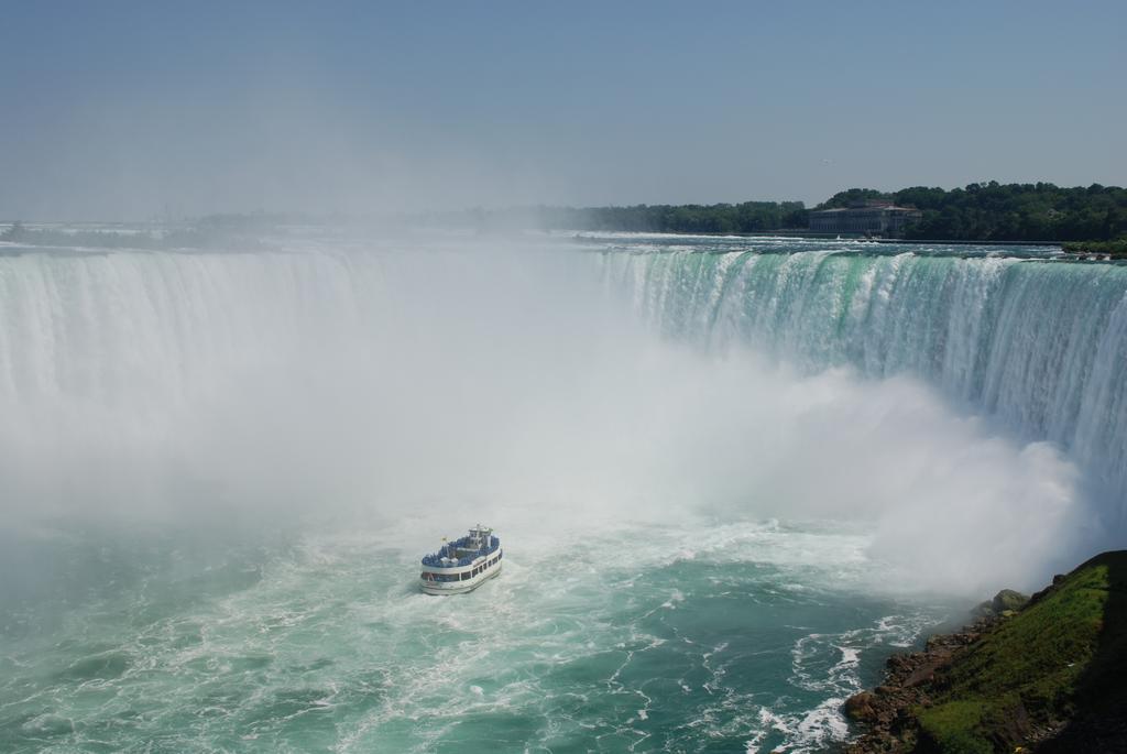 Voco The Cadence, An Ihg Hotel Niagara Falls Kültér fotó